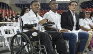 Gobierno gradúa a 1,674 jóvenes del programa Oportunidad 14/24