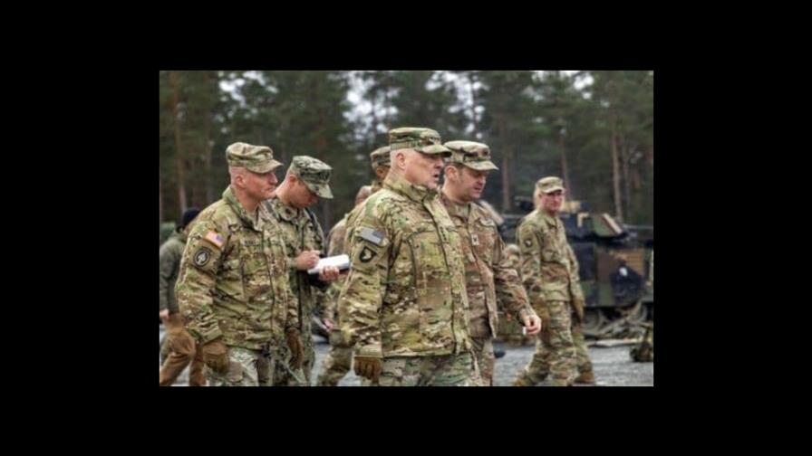 La primera generación de militares ucranianos concluye entrenamiento de EEUU La primera generación de militares ucranianos concluye entrenamiento de EEUU