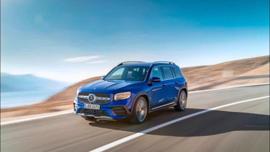 Empresa Mercedes-Benz aumentó su beneficio neto un 34 % en 2022