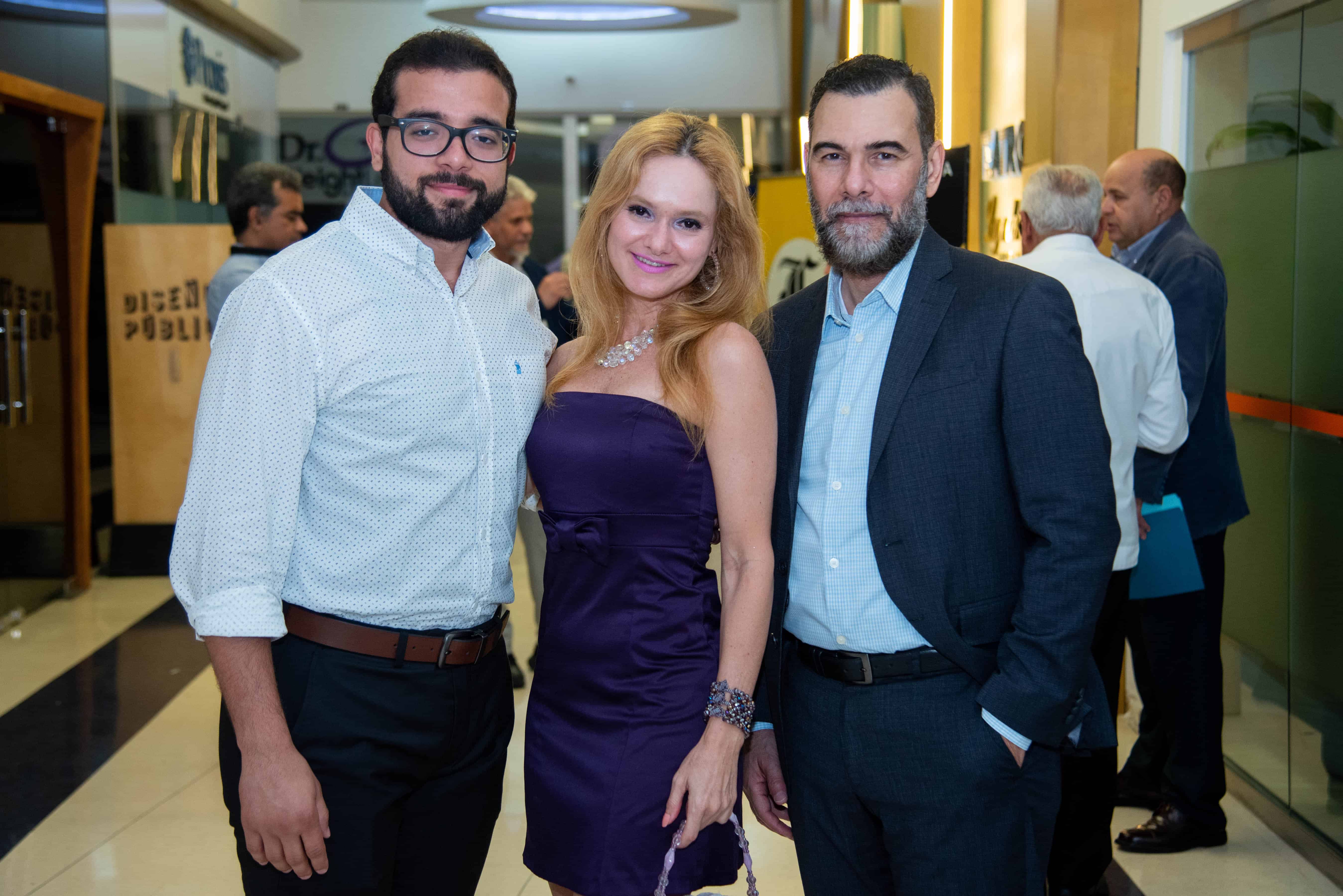 Jovany Pepin, Patricia Bellavides y José Roberto Díaz García.
