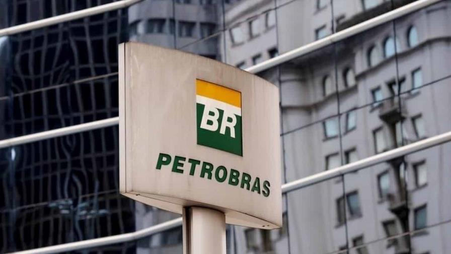 Dos imputados en EE.UU. por pagar sobornos a la petrolera brasileña Petrobras