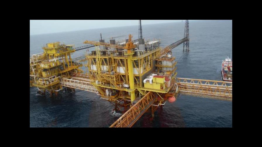 El petróleo de Texas baja un 0.1 % y cierra en 78.49 dólares el barril El petróleo de Texas baja un 0.1 % y cierra en 78.49 dólares el barril