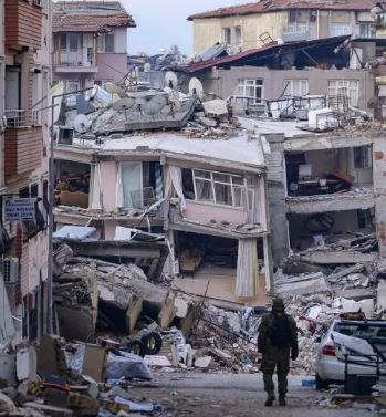 Más de 41,000 personas murieron en el terremoto de Turquía y Siria