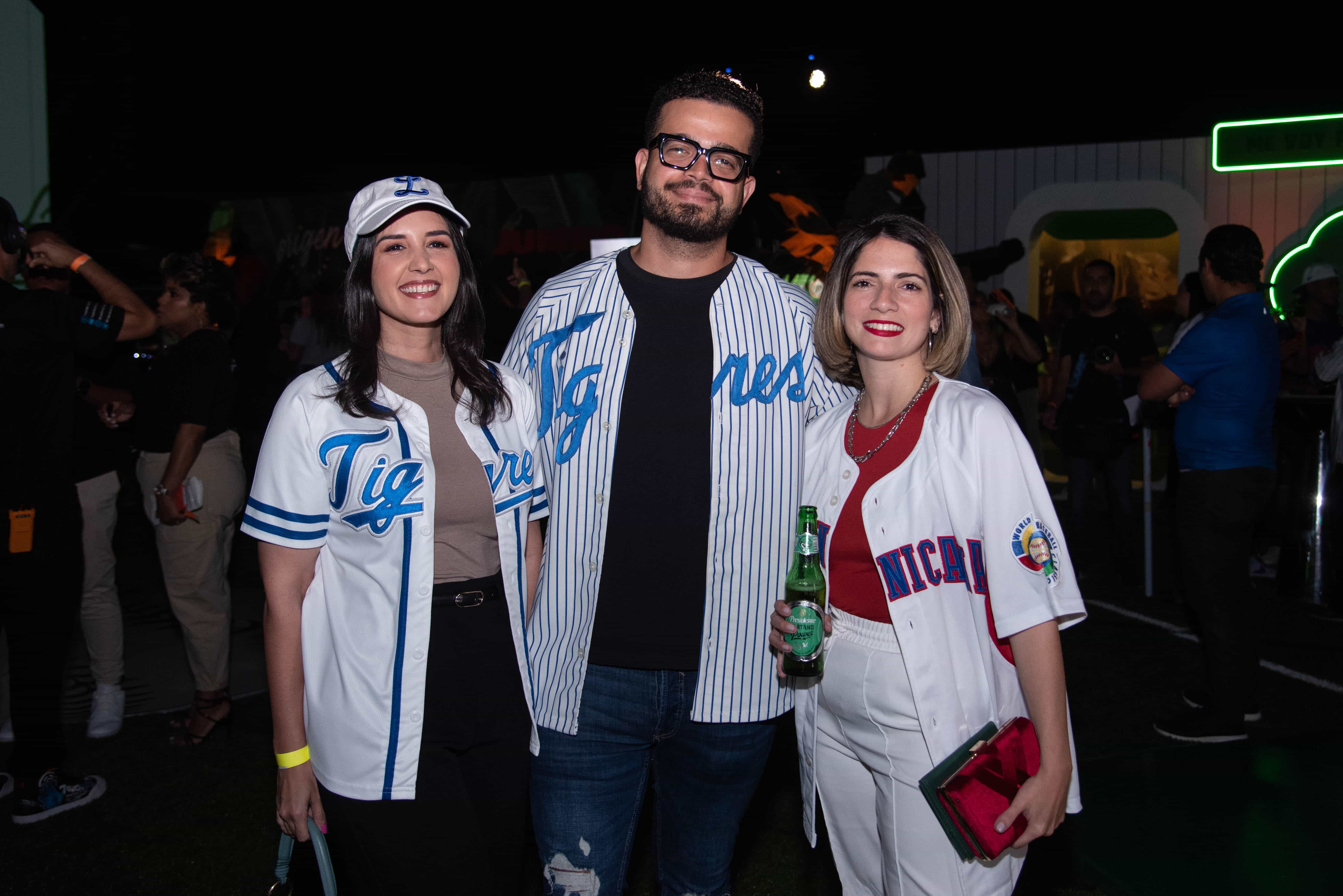 Jessica Hasbun, Kelvin Liria y Nicole Rizik.