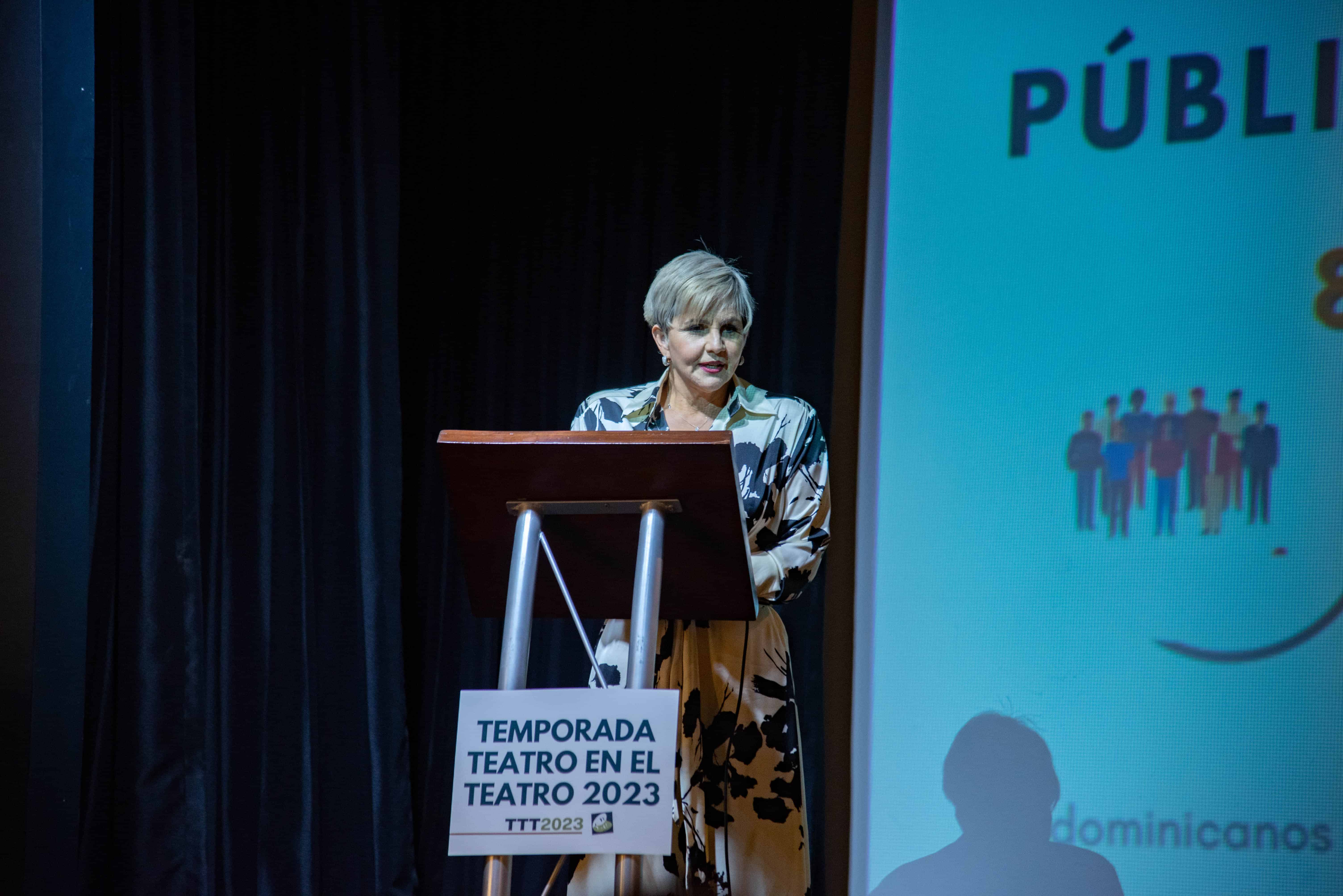 Presentan la Temporada de Teatro en el Teatro Lope de Vega.