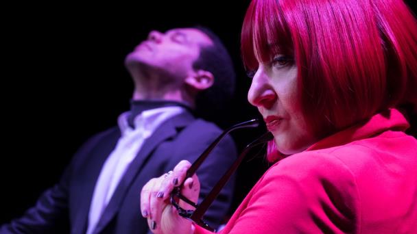 Karina Noble y Richarson Díaz protagonizan la comedia El elegido