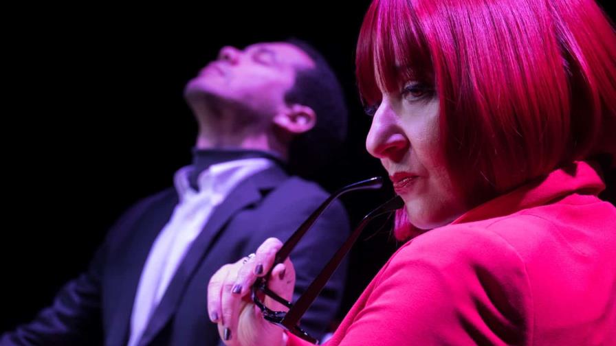 Karina Noble y Richarson Díaz protagonizan la comedia El elegido