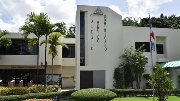 Colegio Médico Dominicano extiende tregua a las ARS por una semana más