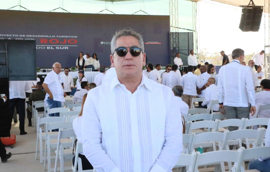 Empresario Fernando Hazoury muestra apoyo a construcción Cabo Rojo