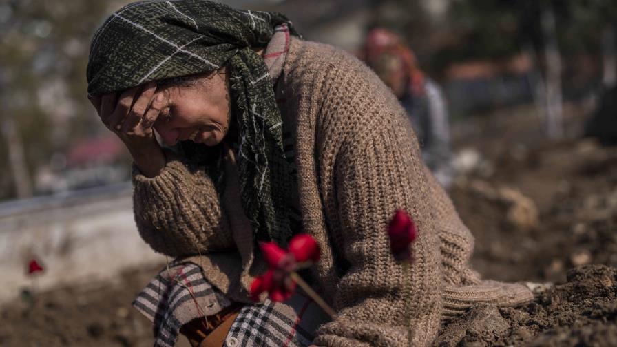 EEUU ofrece 100 millones de dólares más de ayuda para los terremotos en Turquía y Siria