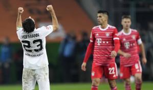 Gladbach vence al Bayern, da emoci&oacute;n a pelea por el t&iacute;tulo