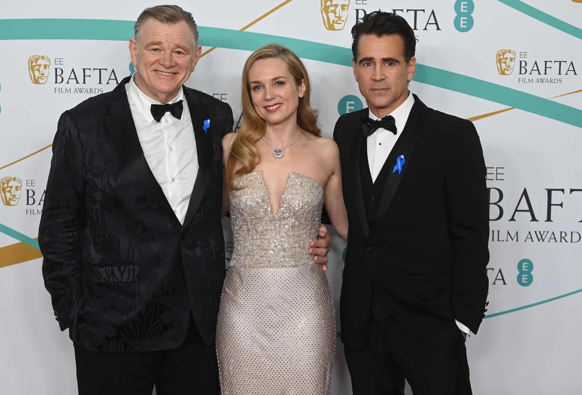 Brendan Gleeson, Kerry Condon y Colin Farrell.