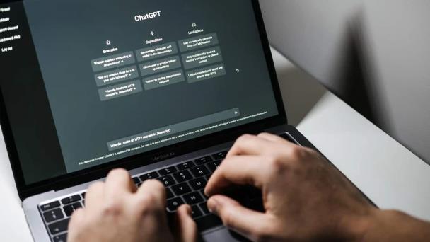 Entrevista a Chat.openai, la herramienta del momento