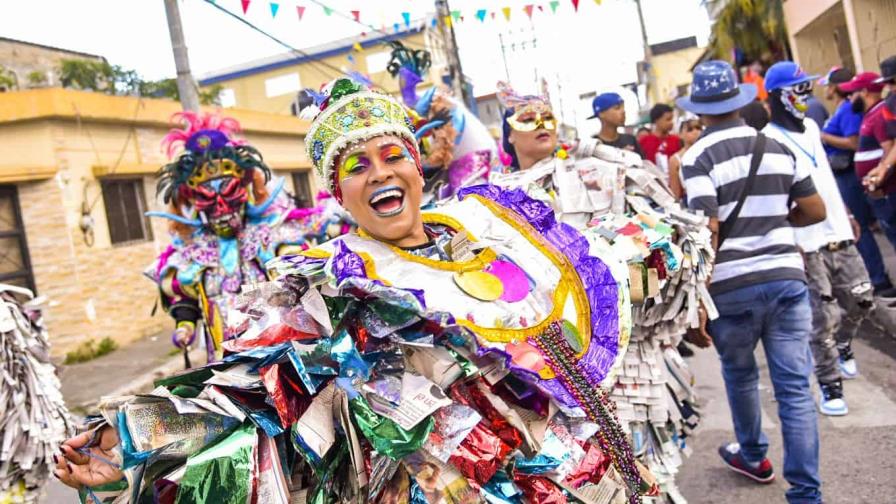 Carnaval cotuisano: hermoso, creativo y comunitario