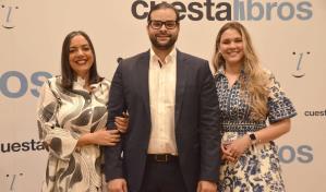 Ericarol Carlo pone en circulaci&oacute;n su libro M&aacute;s presente en 66 d&iacute;as