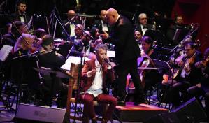 Vicente García canta a la vida, la muerte y la dominicanidad 