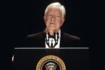 Decenas rezan por Jimmy Carter tras anuncio de cuidados paliativos