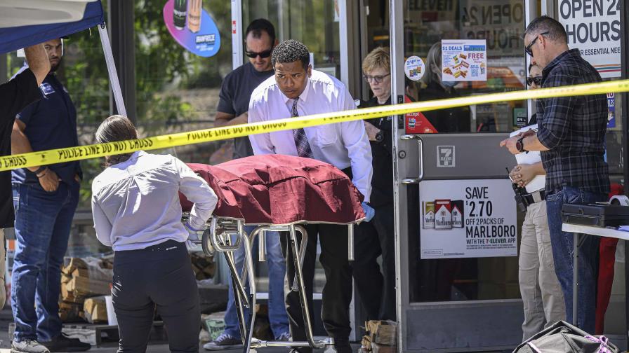 Tiroteo en carretera de Chicago deja 3 muertos, entre ellos una bebé