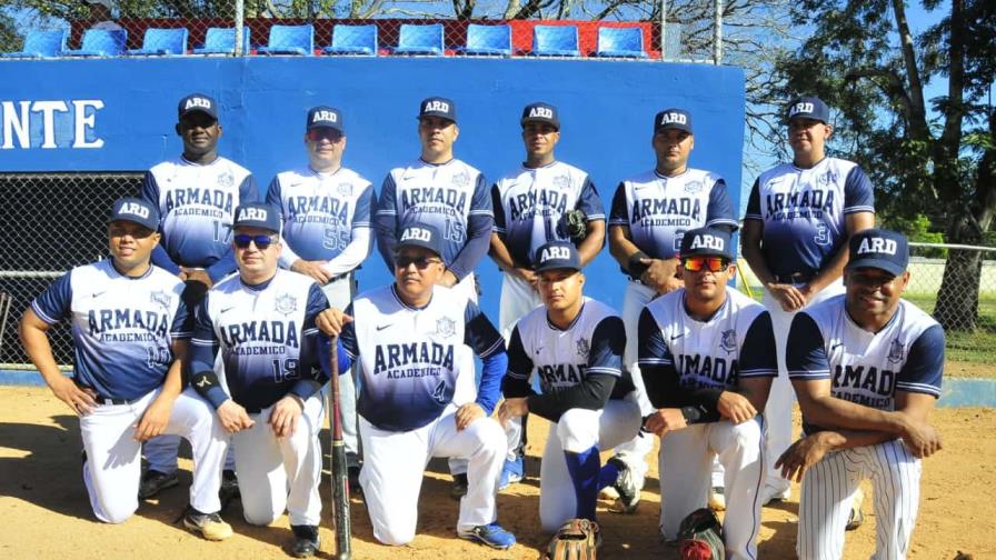 Oficiales académicos dividen en softbol de los Juegos Militares Oficiales académicos dividen en softbol de los Juegos Militares