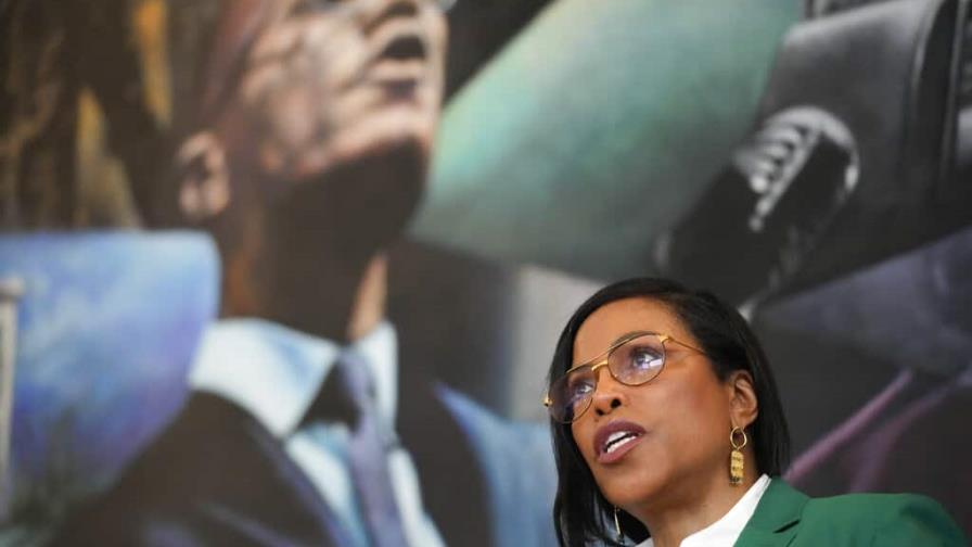 Hija de Malcolm X demandará a la Policía de Nueva York, al FBI y a la CIA Hija de Malcolm X demandará a la Policía de Nueva York, al FBI y a la CIA