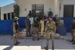 El Ejército apresa a seis haitianos en Duvergé; presume forman parte de bandas haitianas El Ejército apresa a seis haitianos en Duvergé; presume forman parte de bandas haitianas