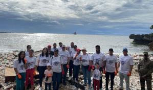 Recolectan 380 kilogramos de residuos sólidos en playa del Fuerte San Gil