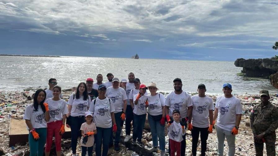 Recolectan 380 kilogramos de residuos sólidos en playa del Fuerte San Gil