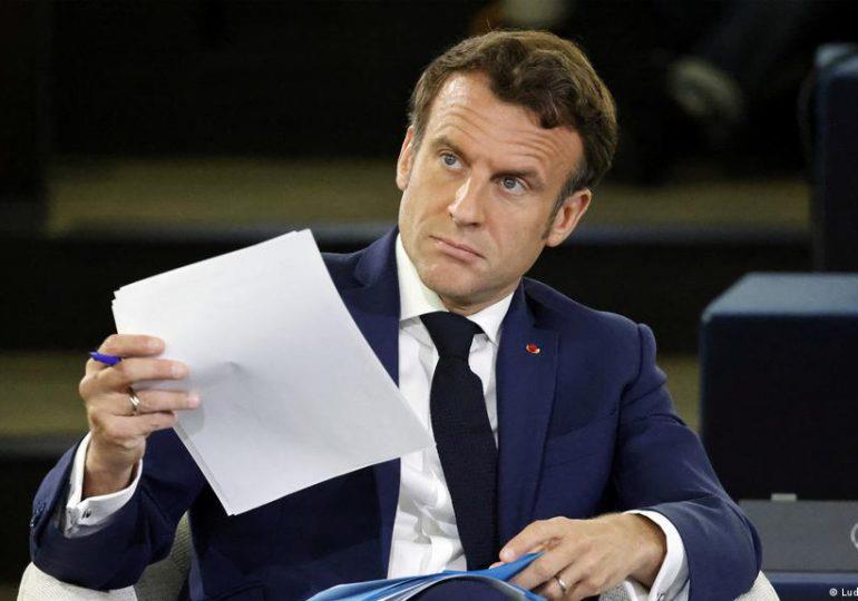 Presidente de Francia defiende su controvertida reforma de pensiones