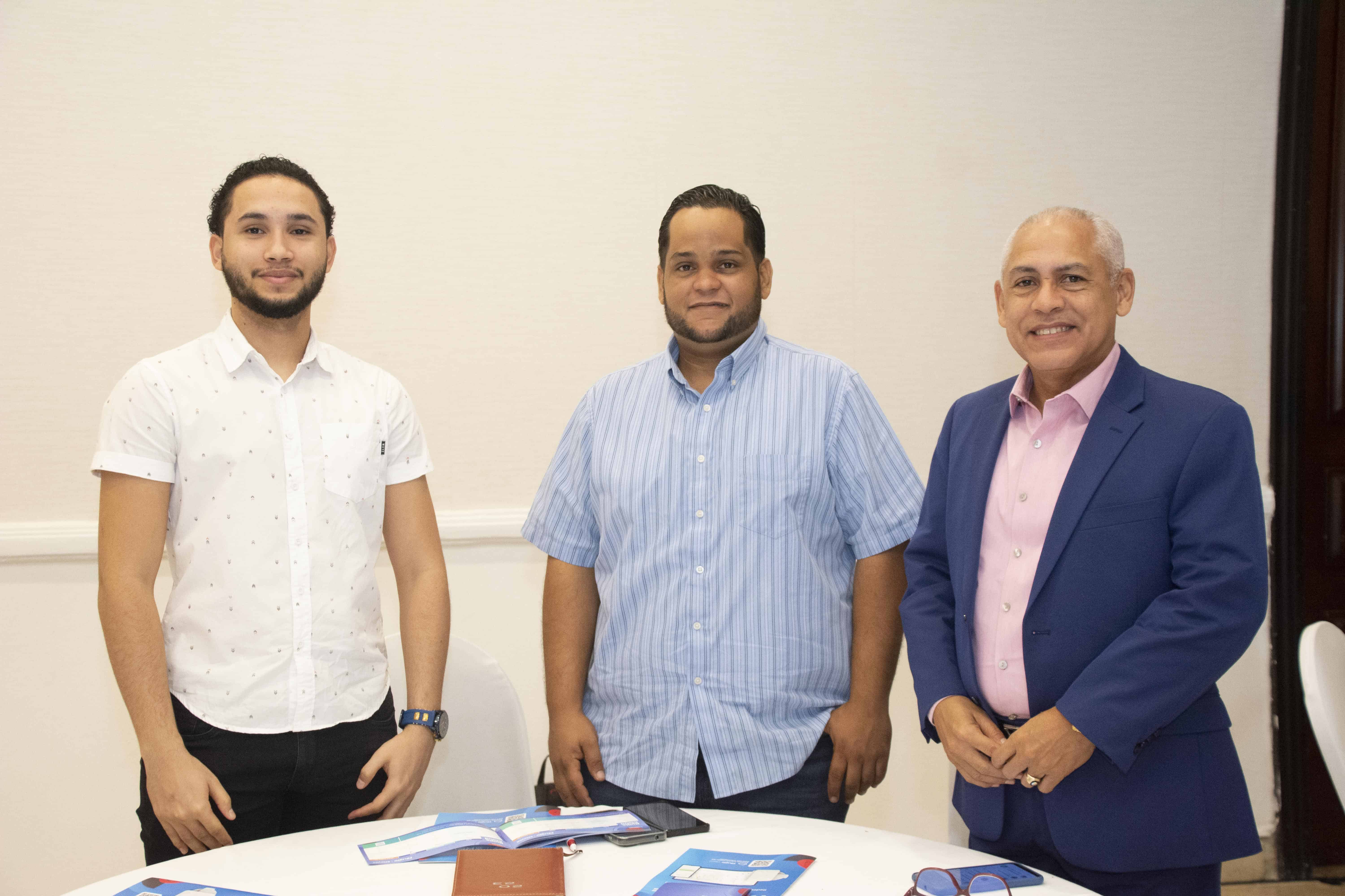 Michael Rodríguez, Alberto Villaverde y Manuel Rodríguez 
