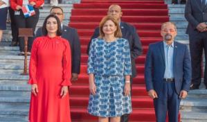 Vicepresidenta encabeza homenaje a la Bandera Nacional