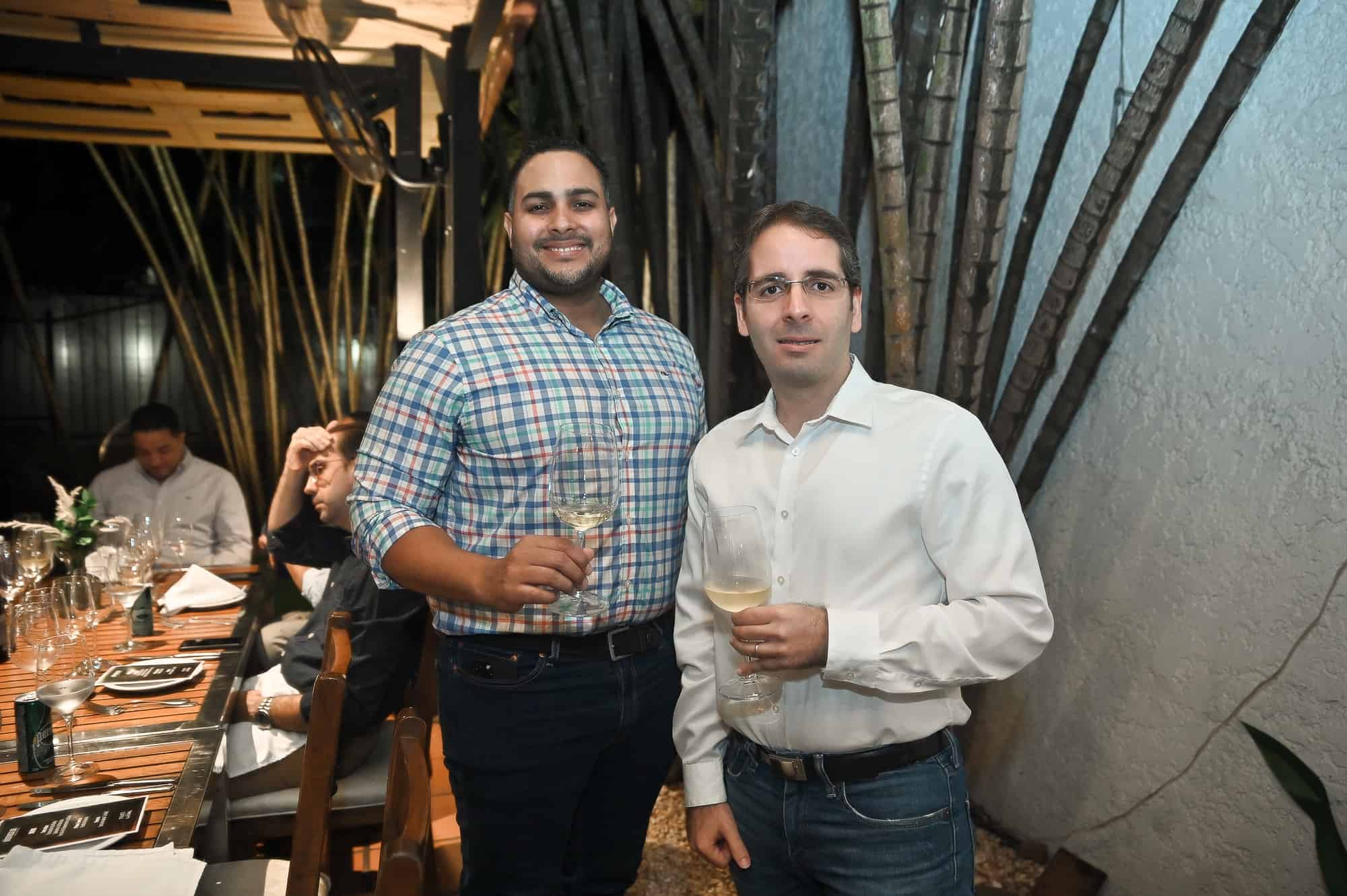 Josei` Manuel Delgado y Antonio Gonzai`lez.