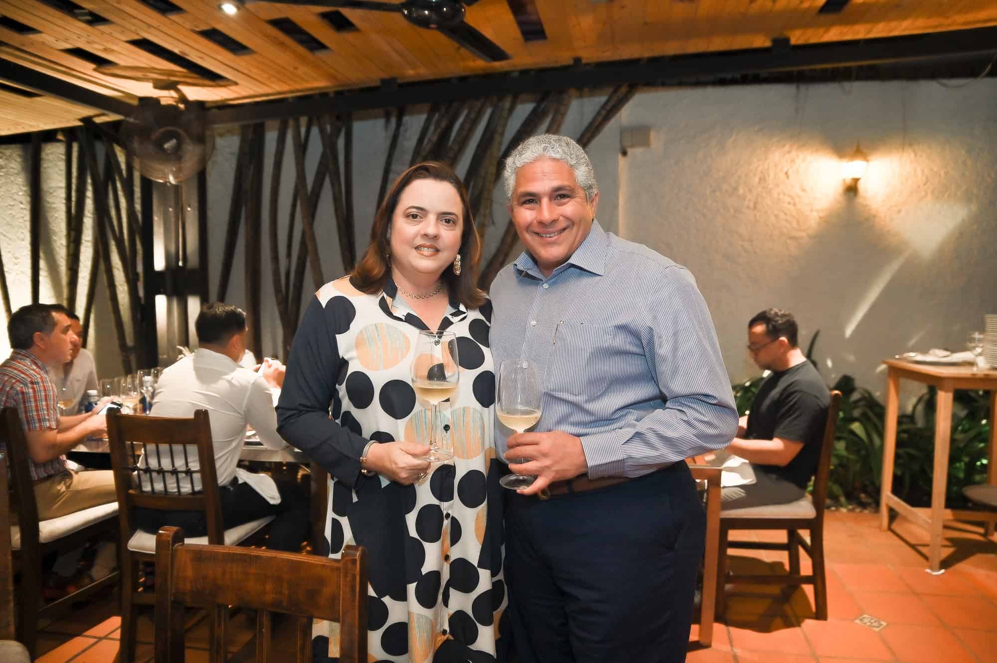 Renaldo y Gidette Balcacer.