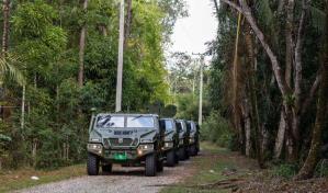 Llegan cuatro de 21 veh&iacute;culos blindados que fueron adquiridos por el Gobierno