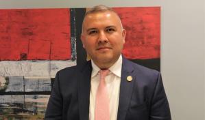 Nueva York publica información para inmigrantes en 52 idiomas