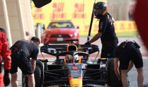 Verstappen, el más rápido en la sesión matinal por delante de Sainz