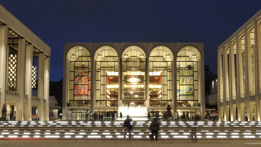 La Met Opera se moderniza