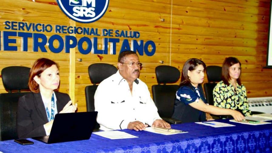 SRSM reúne a directores de hospitales para evaluar avances de los centros de salud SRSM reúne a directores de hospitales para evaluar avances de los centros de salud