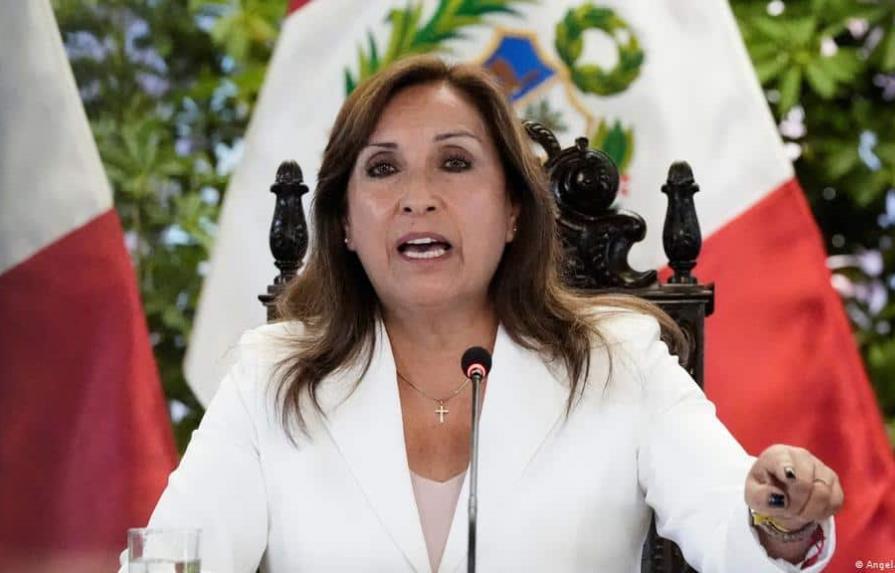 Boluarte pide voluntad política para industrializar Perú
