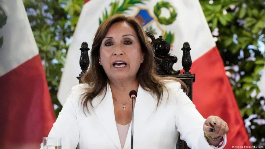 Boluarte declara durante más de tres horas ante la Fiscalía por la muerte de civiles en las protestas en Perú Boluarte declara durante más de tres horas ante la Fiscalía por la muerte de civiles en las protestas en Perú