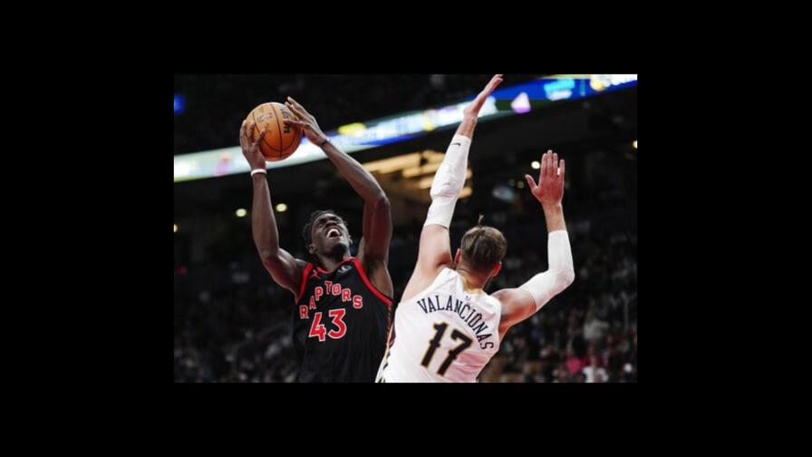 Siakam y Poeltl dan triunfo a Raptors sobre Pelicans