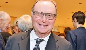 Encuentran multimillonario muerto en su oficina, aparentemente se suicidó