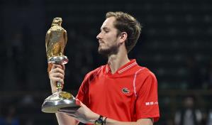 Medvedev gana el torneo de Doha al derrotar a Andy Murray