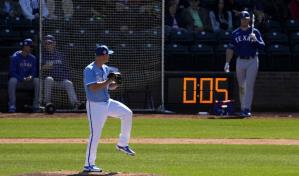 Las nuevas reglas del béisbol se están aplicando en la Toronja y el Cactus