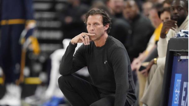 Hawks contratan a Snyder para reemplazar a McMillan