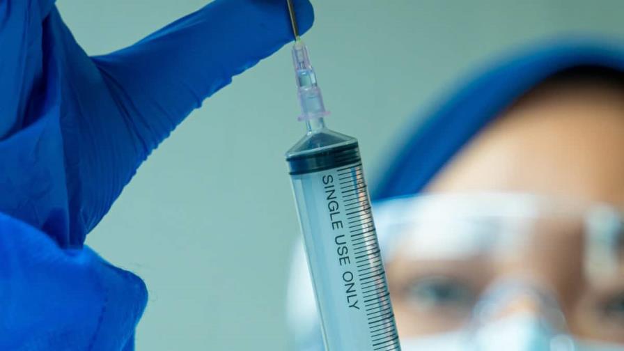 Regulador sanitario prohíbe uso de paracetamol inyectable en México