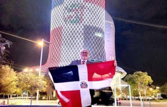 Qatar ilumina edificio en honor al Día de la Independencia de República Dominicana