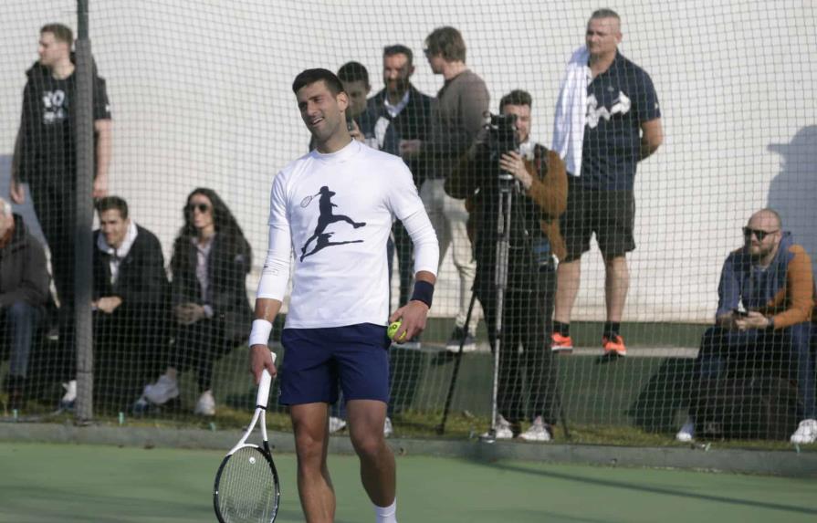 Djokovic, de regreso en Dubái un mes después de Melbourne