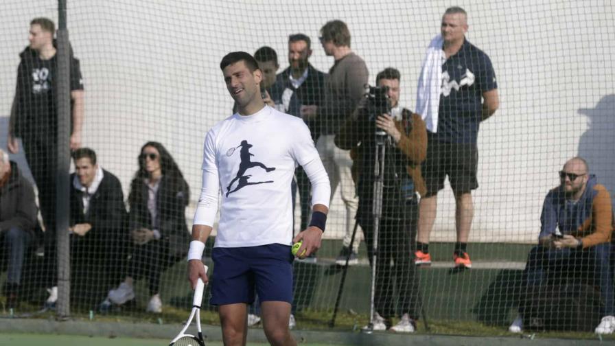 Djokovic, de regreso en Dubái un mes después de Melbourne Djokovic, de regreso en Dubái un mes después de Melbourne