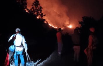 Un fuego afecta a Valle Nuevo; Medio Ambiente dispone su cierre para visitas