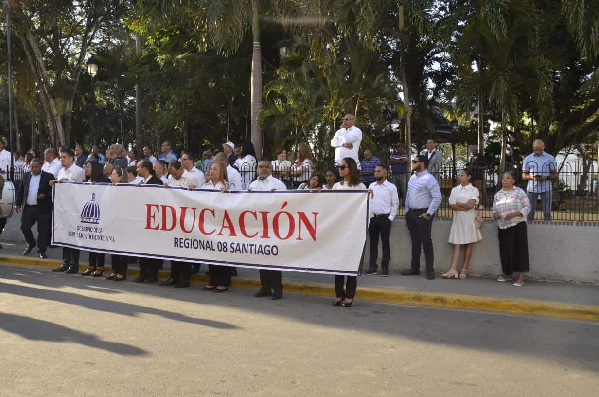 Estudiantes participaron en la conmemoración. 